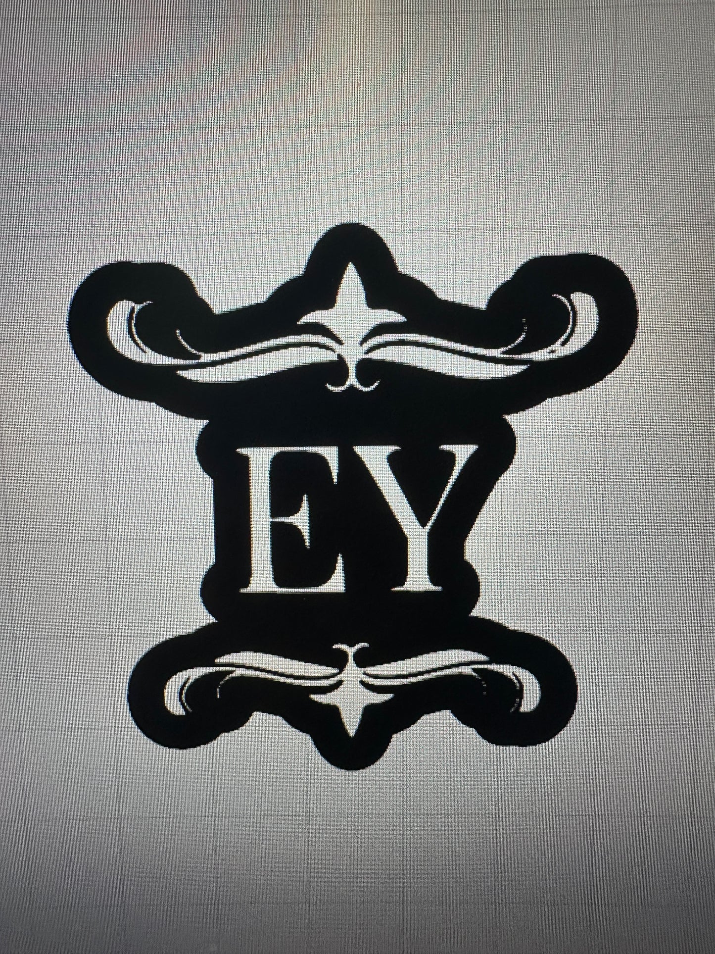 Custom Piece „EY“